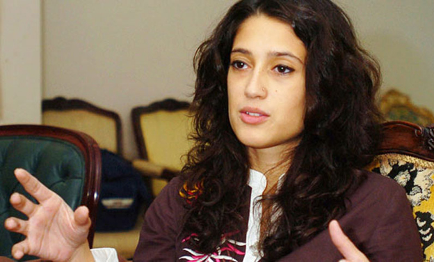 Fatima Bhutto seeks release of 'captured' Indian pilot