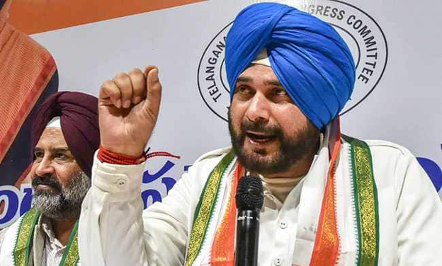 siddhu again questions to govtabout air strike