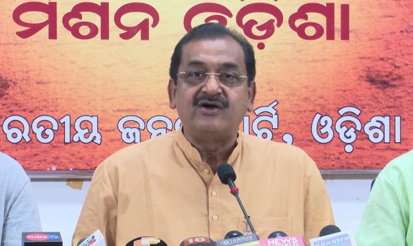 samir mohanty questioned bjd on bhagirathy sethy's issue