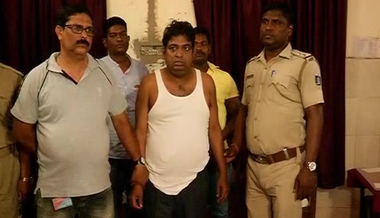 prakash tripathy arrested by sahidnagar police