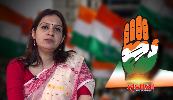 priyanka chaturvedi quits from congress