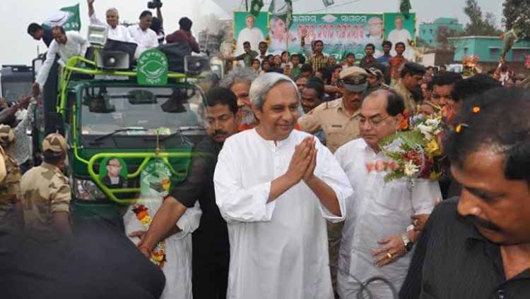 naveen on road show