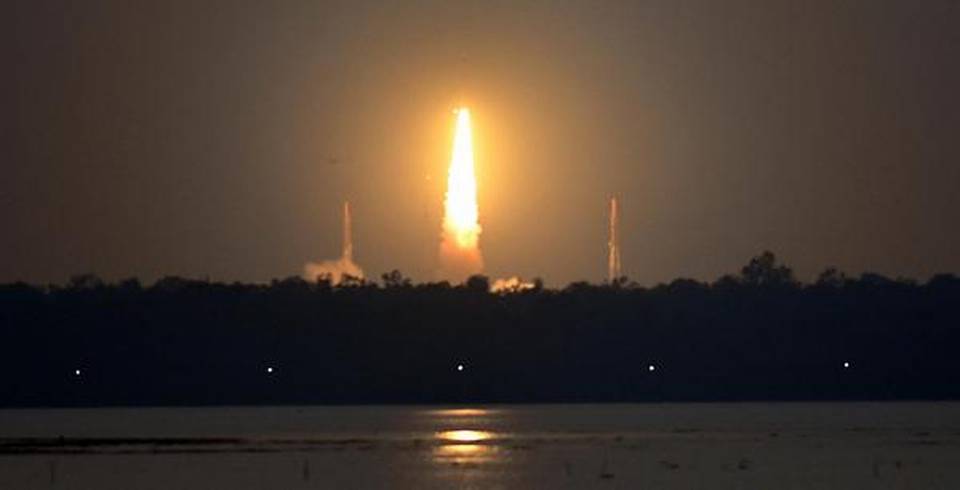 isro launches risat 2-b