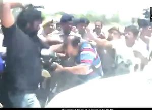 media person attacked by tej prataps men