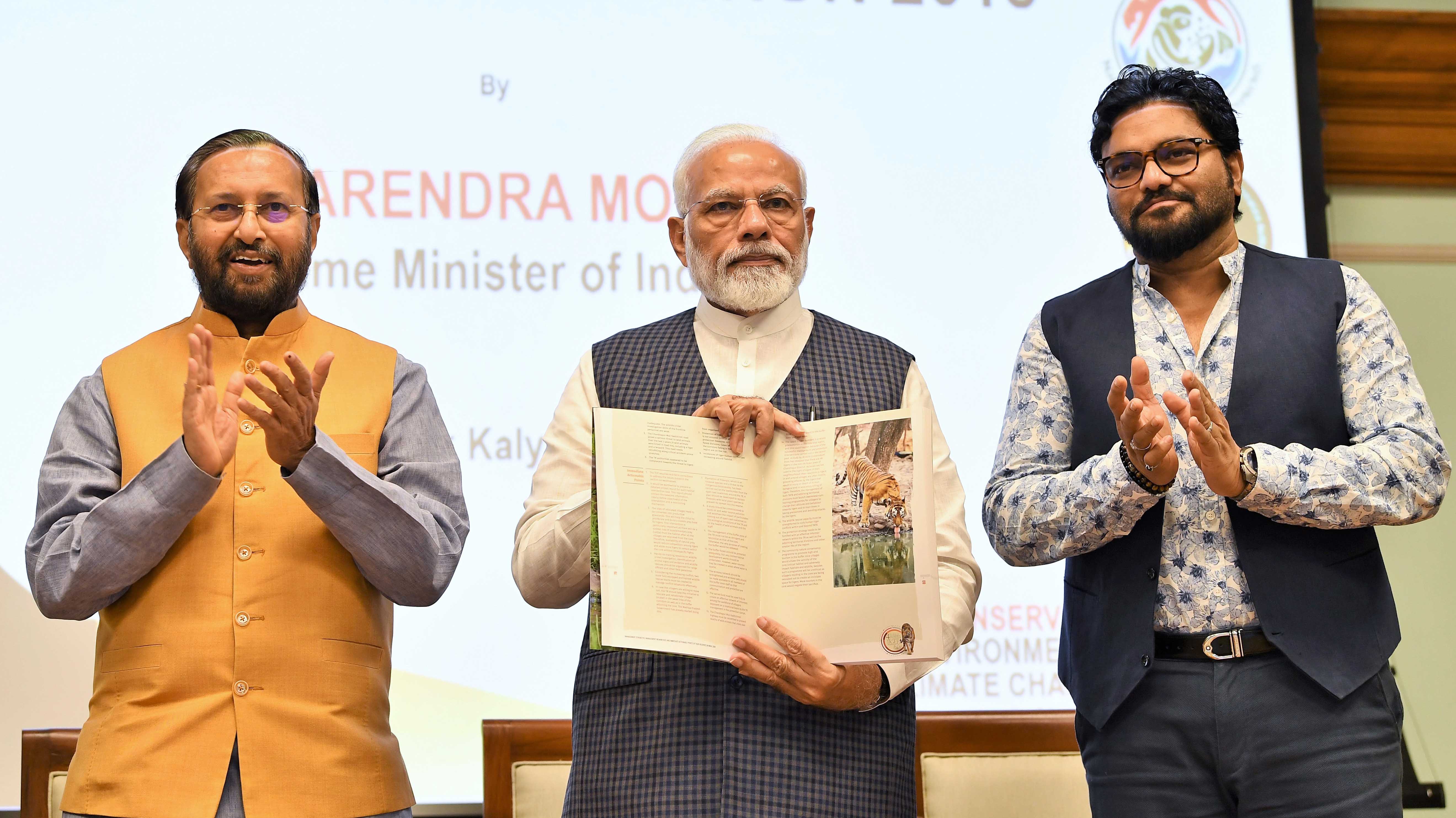 Prime Minister Narendra Modi releasing the results of 4th cycle of All India Tiger Estimation  2018, on the occasion of the Global Tiger Day, in New Delhi on Monday