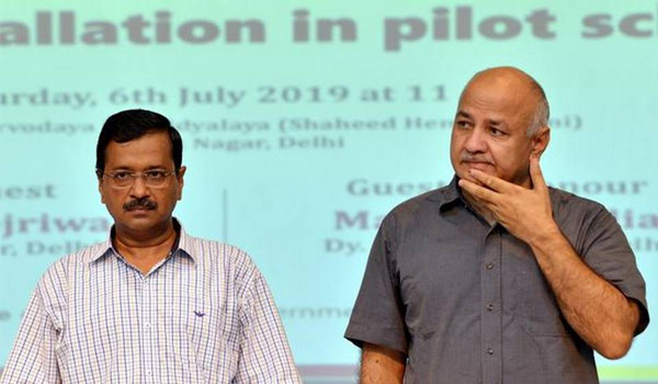 Delhi court grants bail to Kejriwal, Sisodia