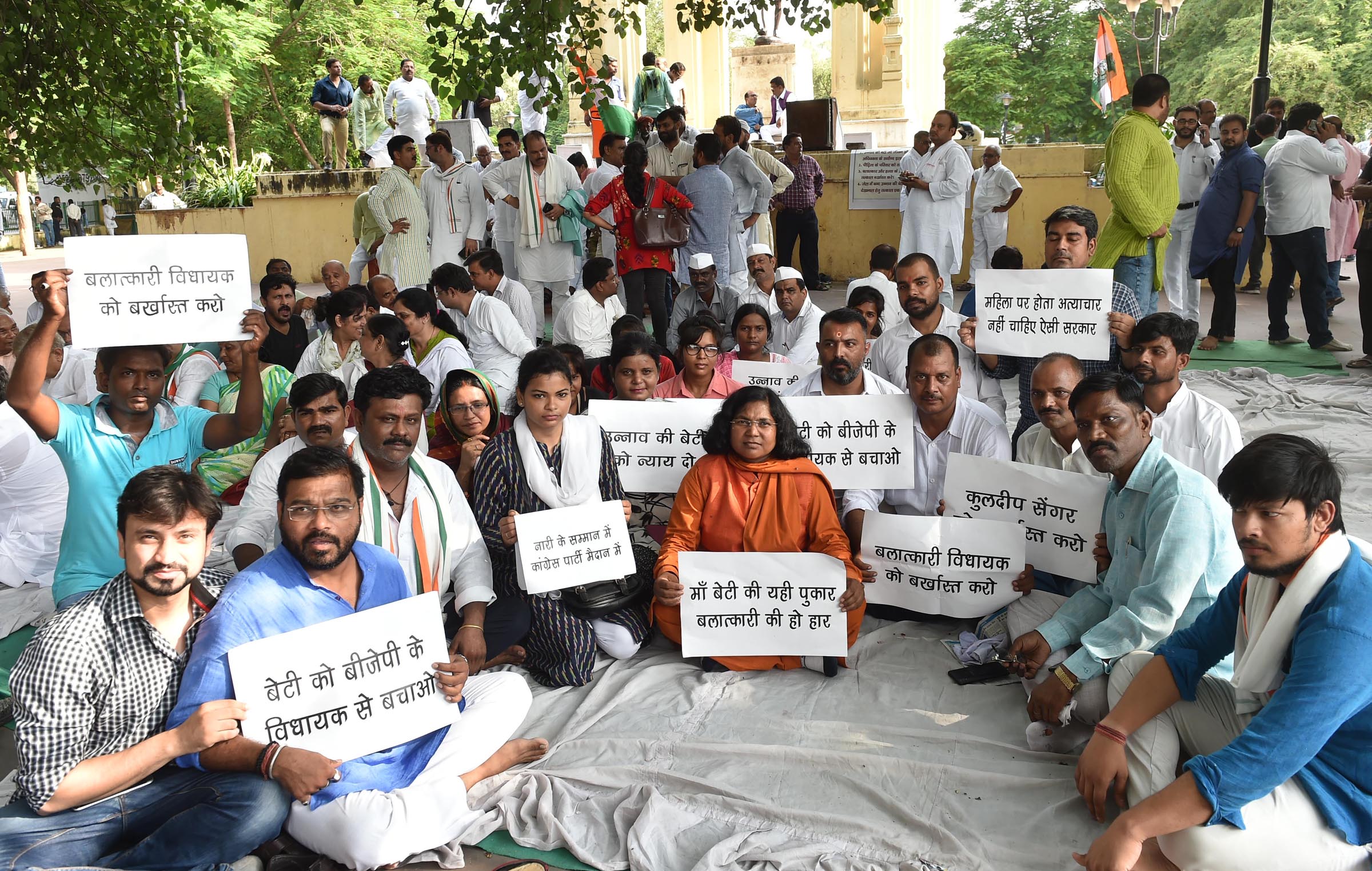 Congress workers on fast to mark their a protest in GPO in Lucknow on Wednesday demanding justice to Unnao rape survivo.