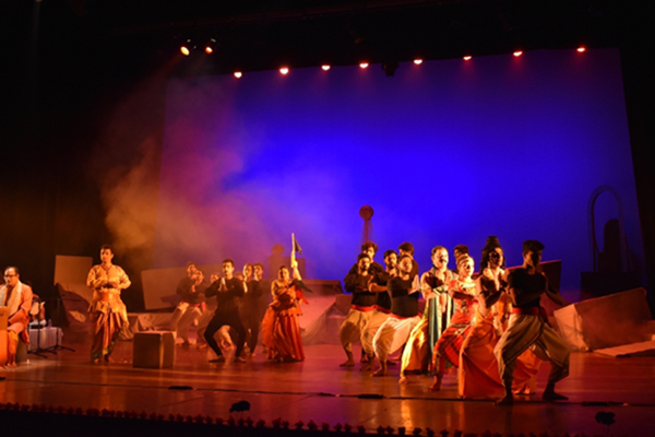 New Delhi: Artistes perform during Bharatendu Natya Utsav at Kamani Auditorium in New Delhi on Dec 10, 2019. (Photo: IANS)