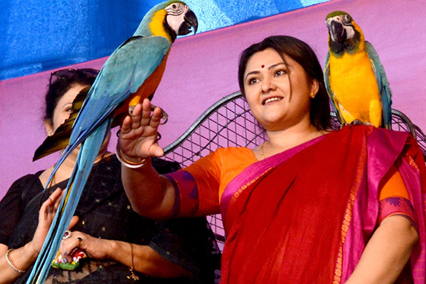 Kolkata: Actress Koneenica Banerjee at the inauguration of 21st Bird's Show organised by Paschimbanga Exotic Bird Lover Organisation (PEBLO) in Kolkata on Dec 13, 2019. (Photo: IANS)