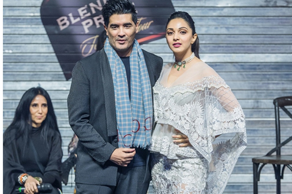 New Delhi: Fashion designer Manish Malhotra and his muse Kiara Lal Advani at the Blenders Pride Fashion Tour 2019 Preview, in New Delhi. (Photo: IANS)