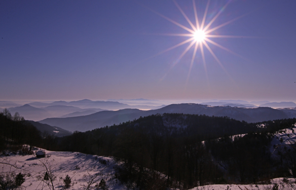 UZICE, Jan. 16, 2020 (Xinhua) -- Photo taken on Jan. 15, 2020 shows a view of mountainous scenery in western Serbia. (Photo by Nemanja Cabric/Xinhua/IANS)