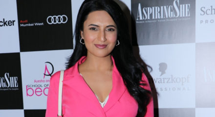 Mumbai: Actress Divyanka Tripathi at the Aspiring She Awards in Mumbai on March 7, 2020. (Photo: IANS)