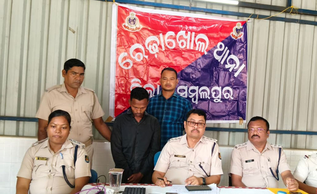 ଦୋକାନରୁ ମୋବାଇଲ ଚୋରି ମାମଲା: ଅଭିଯୁକ୍ତ ଗିରଫ, ୨୧ ଫୋନ ଜବତ ରେଢାଖୋଲ