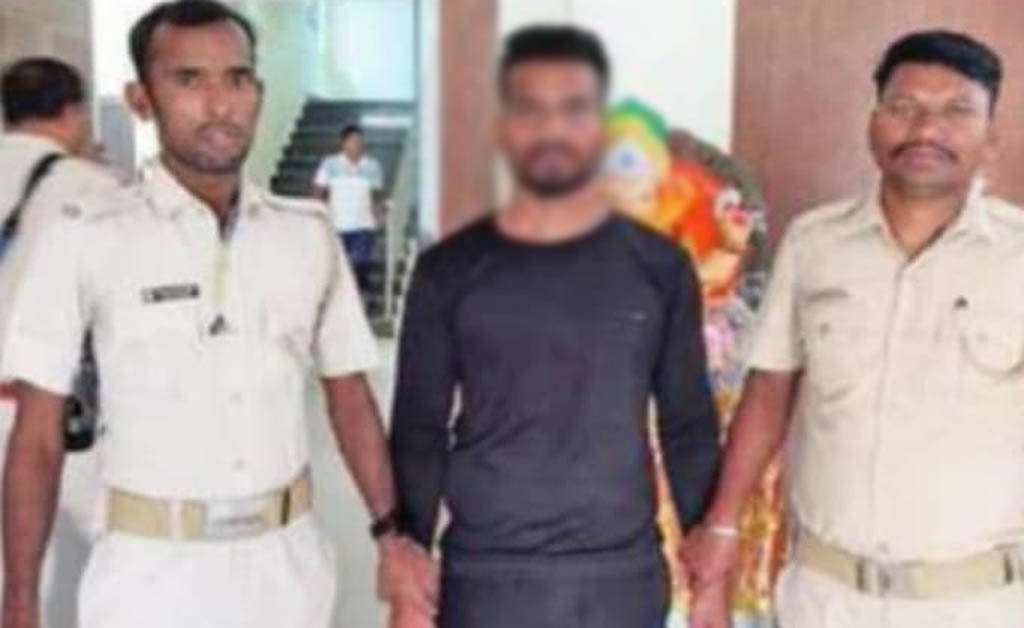 ନିଖୋଜ ନାବାଳିକା ଉଦ୍ଧାର, ଅପହରଣକାରୀ ଯୁବକ ଗିରଫ ନିଖୋଜ ନାବାଳିକା ଉଦ୍ଧାର, ଅପହରଣକାରୀ ଯୁବକ ଗିରଫ