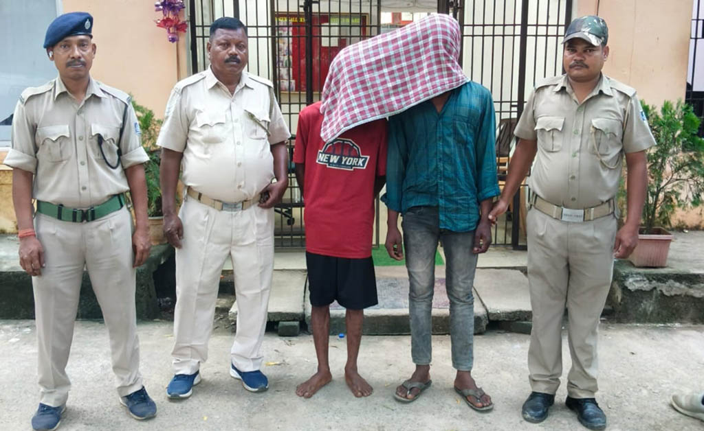 ବାଲୁଗାଁ ଗାନ୍ଧିଛକ ନିକଟସ୍ଥ ସୁନା ଦୋକାନରୁ ଚୋରି ଉଦ୍ୟମ: ଦୁଇ ଗିରଫ ବାଲୁଗାଁ ଗାନ୍ଧିଛକ ନିକଟସ୍ଥ ସୁନା ଦୋକାନରୁ ଚୋରି ଉଦ୍ୟମ: ଦୁଇ ଗିରଫ