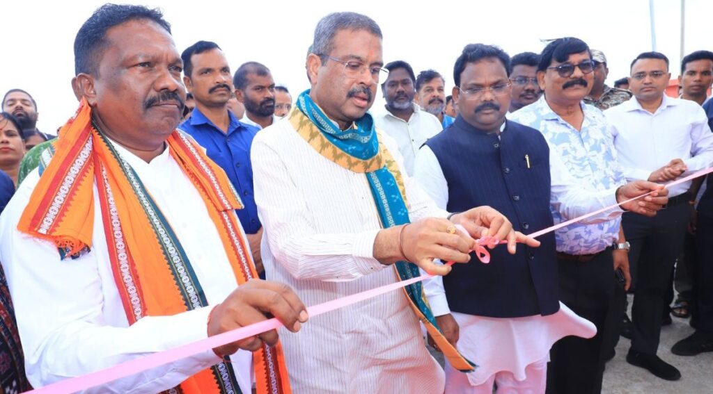 ହୀରାକୁଦରେ ଉଦଘାଟିତ ହେଲା