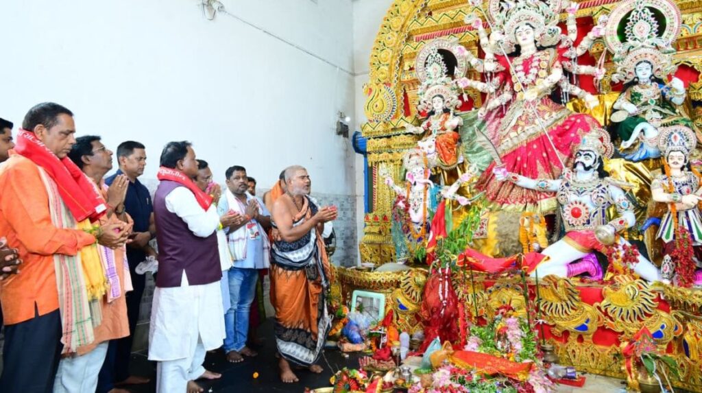 ଭୁବନେଶ୍ବରର ବିଭିନ୍ନ ପୂଜା ମଣ୍ଡପ
