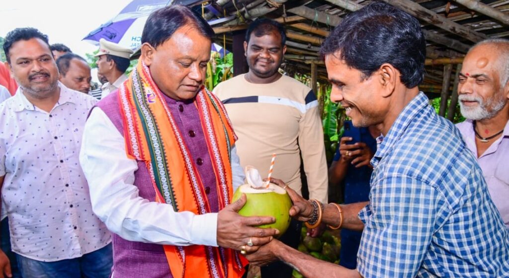 ପୁରୀ ଯିବା ରାସ୍ତାରେ