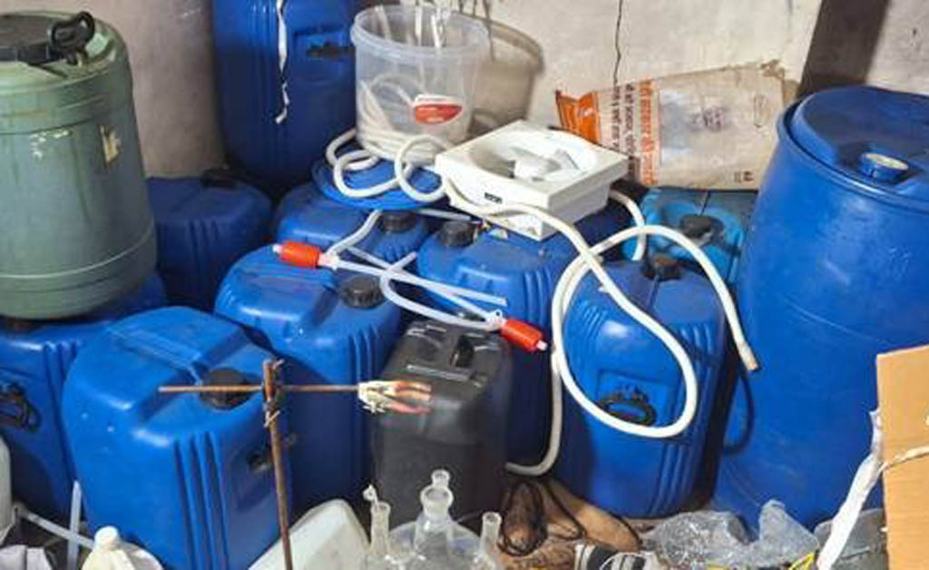 ଡ୍ରଗ୍ସ ବିରୋଧରେ ଶୂନ୍ୟ ସହନଶୀଳତା ଆଭିମୁଖ୍ୟ: ୪୦ କୋଟି ମୂଲ୍ୟର ରାସାୟନିକ ପଦାର୍ଥ ଜବତ ଡ୍ରଗ୍ସ ବିରୋଧରେ ପ୍ରମୁଖ ପଦକ୍ଷେପ ଶୂନ୍ୟ ସହନଶୀଳତା ନୀତି