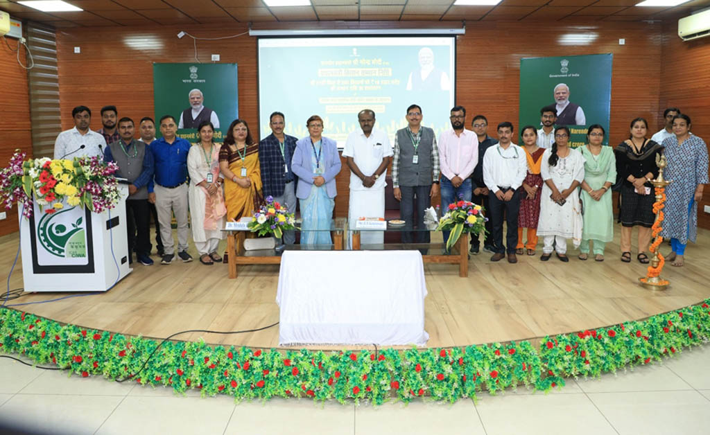 କ୍ଷୁଦ୍ର ଓ ନାମମାତ୍ର ଚାଷୀମାନଙ୍କ ସଶକ୍ତିକରଣ ପାଇଁ ନିରନ୍ତର କାର୍ଯ୍ୟ କରୁଛନ୍ତି କେନ୍ଦ୍ର ସରକାର: କେନ୍ଦ୍ର ମନ୍ତ୍ରୀ କ୍ଷୁଦ୍ର ଓ ନାମମାତ୍ର ଚାଷୀମାନଙ୍କ ସଶକ୍ତିକରଣ ପାଇଁ ନିରନ୍ତର କାର୍ଯ୍ୟ କରୁଛନ୍ତି କେନ୍ଦ୍ର ସରକାର: କେନ୍ଦ୍ର ମନ୍ତ୍ରୀ