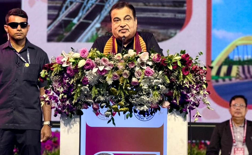 ଭାରତର ବିକାଶଧାରାକୁ ତ୍ୱରାନ୍ୱିତ କରିବା ଲାଗି ବିଶ୍ୱସ୍ତରୀୟ ସଡ଼କ ଭିତ୍ତିଭୂମି ନିର୍ମାଣ ଜରୁରୀ: ନୀତିନ ଗଡ଼କରୀ ନୀତିନ ଗଡ଼କରୀ