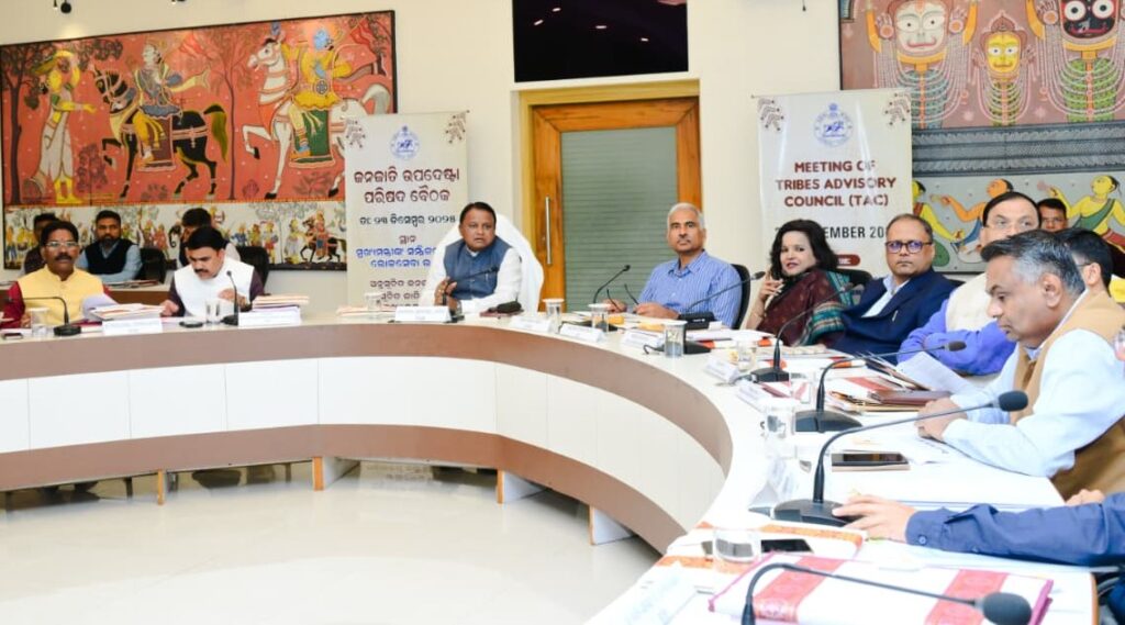 ଏଣିକି ଆଦିବାସୀ ଗ୍ରାମ୍ୟ ପୂଜକଙ୍କୁ ମିଳିବ ଭତ୍ତା, ପୂଜାସ୍ଥଳୀର ହେବ ବିକାଶ, ପରିଷଦ ବୈଠକରେ ପ୍ରସ୍ତାବ ଏଣିକି ଆଦିବାସୀ ଗ୍ରାମ୍ୟ ପୂଜକ