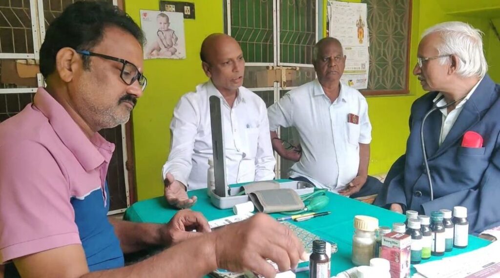 AIDS Awareness Program: ବ୍ରହ୍ମପୁରରେ ଏଡସ ସଚେତନତା ଓ ମାଗଣା ସ୍ଵାସ୍ଥ୍ୟ ଶିବିର AIDS Awareness Program