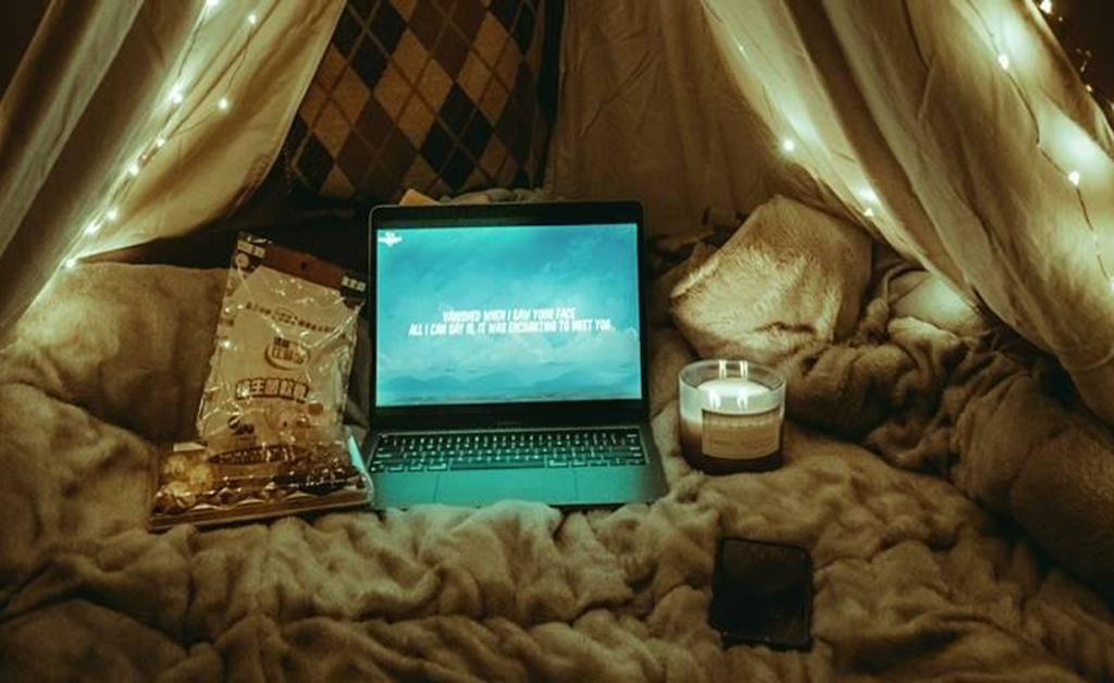 ଡିଜିଟାଲ୍ ମିଡିଆରେ ଅଶ୍ଳୀଳତା, ଭୁଲ ସୂଚନା ଏବଂ ଅନଲାଇନ୍ ସାଇବର ଅପରାଧକୁ ରୋକିବା ପାଇଁ ପ୍ରସ୍ତୁତି ଡିଜିଟାଲ୍ ମିଡିଆରେ ଅଶ୍ଳୀଳତା, ଭୁଲ ସୂଚନା ଏବଂ ଅନଲାଇନ୍ ସାଇବର ଅପରାଧକୁ ରୋକିବା ପାଇଁ ପ୍ରସ୍ତୁତି