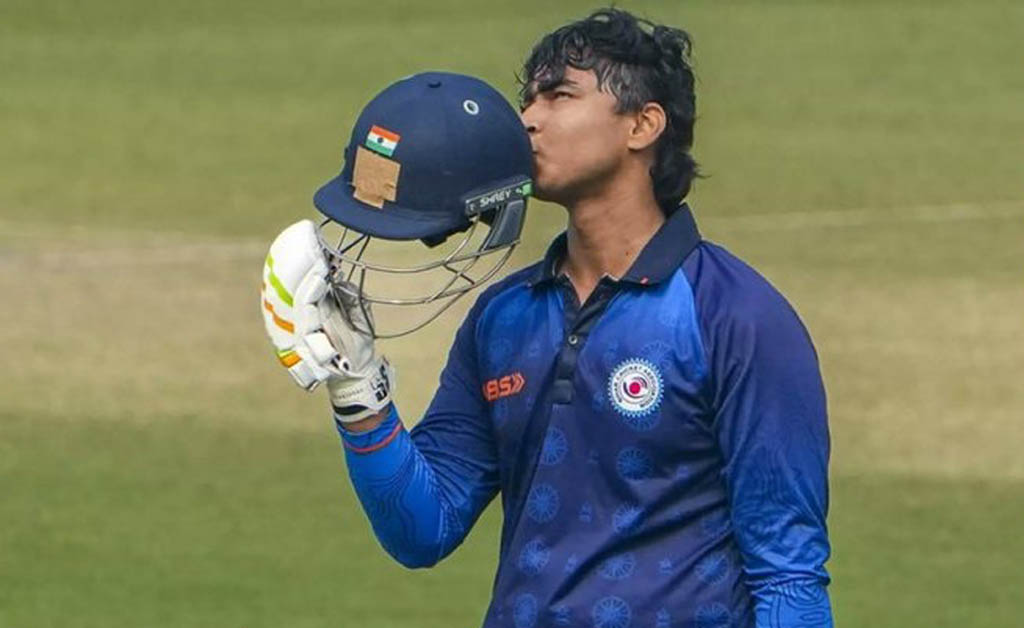 ବୈଭବ ସୂର୍ଯ୍ୟବଂଶୀଙ୍କୁ ଟିମ୍ ଇଣ୍ଡିଆରେ ସ୍ଥାନ ନମିଳିବା ନେଇ ଶଶି ଥରୁର କ୍ଷୁବ୍ଧ: ବିସିସିଆଇ କୁ କଲେ ପ୍ରଶ୍ନ ବୈଭବ ସୂର୍ଯ୍ୟବଂଶୀ