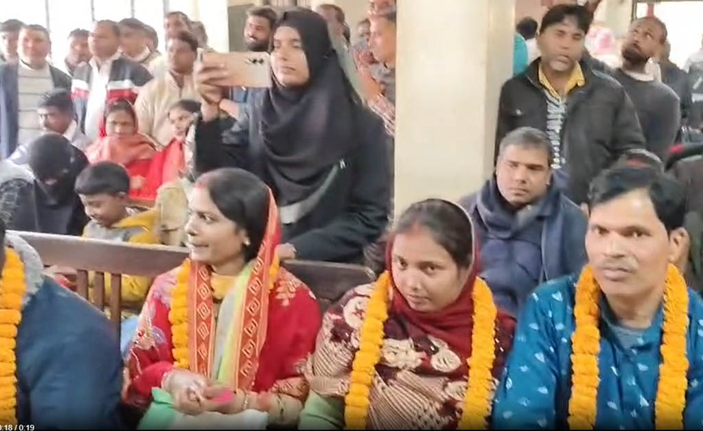 ରାଷ୍ଟ୍ରୀୟ ଲୋକ ଅଦାଲତ ମାଧ୍ୟମରେ ବୈବାହିକ ବିବାଦ ସମାଧାନ: ପୁଣି ଏକାଠି ହେଲେ ୪୦ ଦମ୍ପତି ରାଷ୍ଟ୍ରୀୟ ଲୋକ ଅଦାଲତ ମାଧ୍ୟମରେ ବୈବାହିକ ବିବାଦ ସମାଧାନ: ପୁଣି ଏକାଠି ହେଲେ ୪୦ ଦମ୍ପତି