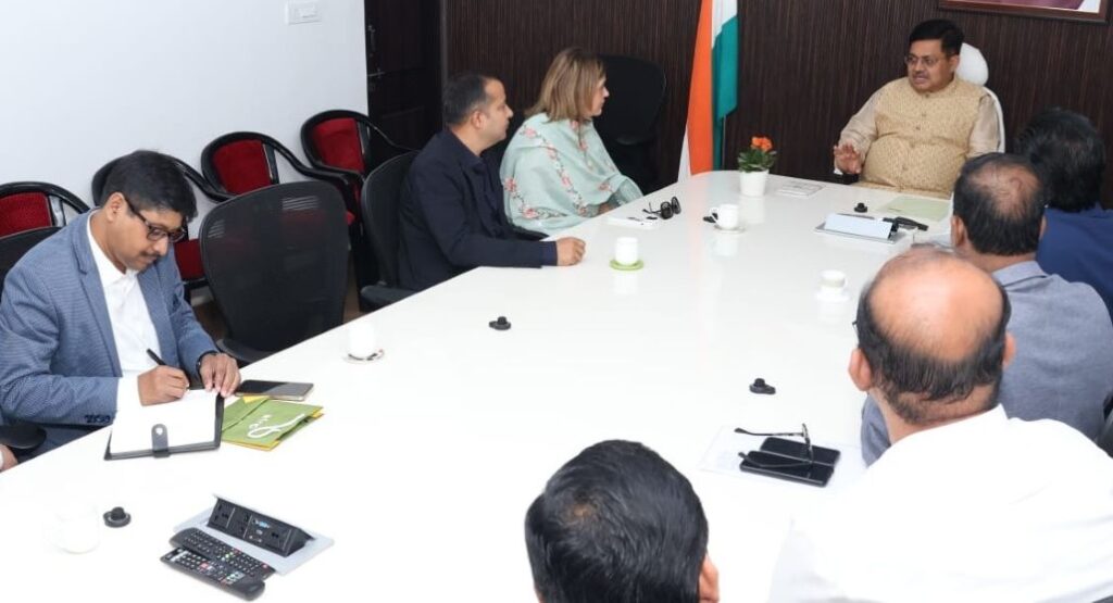 ମନ୍ତ୍ରୀ ହରିଚନ୍ଦନଙ୍କୁ ଭେଟିଲେ HDFC Bank ଅଧିକାରୀ