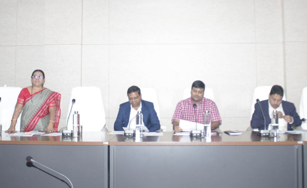 ପୋଷଣ ଅଭିଯାନ ୨୦୨୫-୨୬ କାର୍ଯ୍ୟକ୍ରମ ପରିଚାଳନା ଅଧୀନ ଜିଲ୍ଲାସ୍ତରୀୟ ଅଭିସରଣ କମିଟି ବୈଠକ ପୋଷଣ ଅଭିଯାନ ୨୦୨୫-୨୬ କାର୍ଯ୍ୟକ୍ରମ