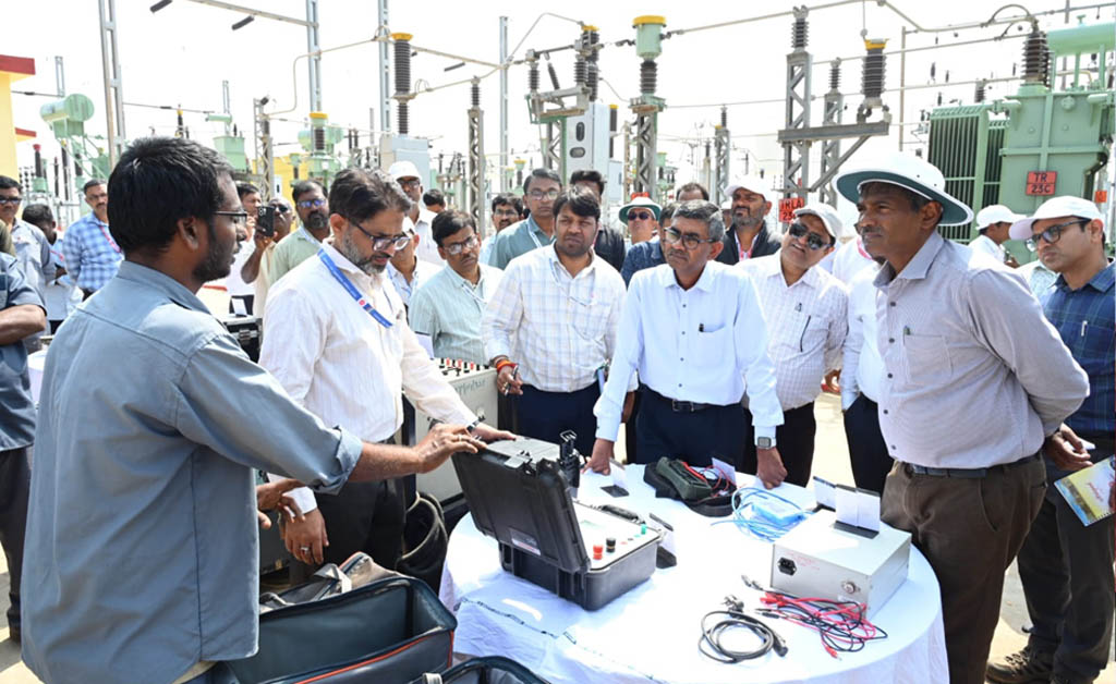 ପୂର୍ବତଟ ରେଳପଥ ମହାପ୍ରବନ୍ଧକଙ୍କ ୱାଲଟେୟାର ମଣ୍ଡଳର ପ୍ରମୁଖ ସେକ୍ସନ ଗୁଡିକର ନୀରିକ୍ଷଣ ପୂର୍ବତଟ ରେଳପଥ ମହାପ୍ରବନ୍ଧକଙ୍କ ୱାଲଟେୟାର ମଣ୍ଡଳର ପ୍ରମୁଖ ସେକ୍ସନ ଗୁଡିକର ନୀରିକ୍ଷଣ