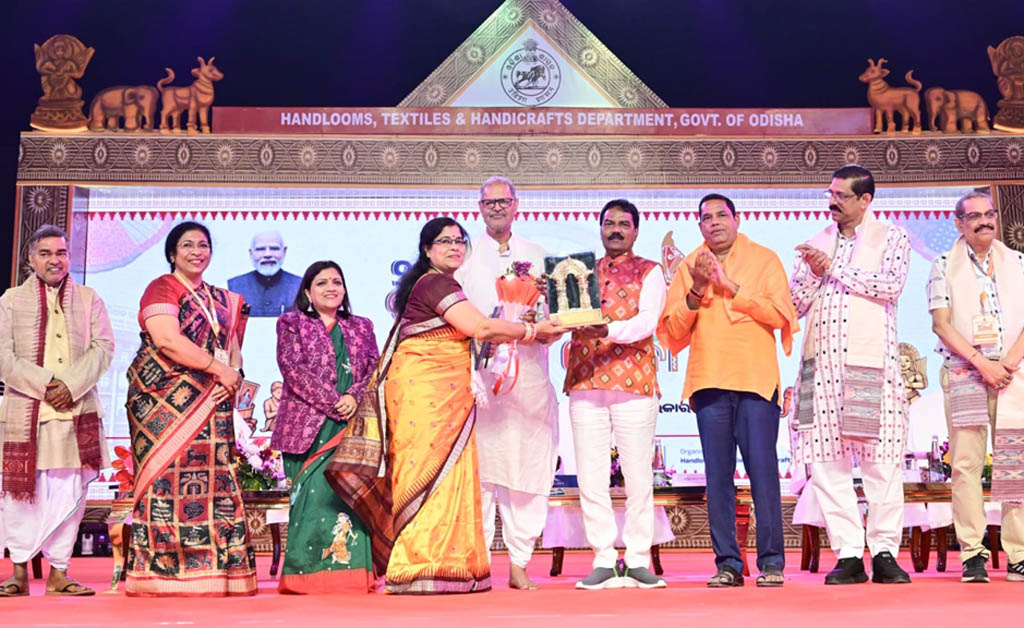 ୨୦ତମ ତୋଷାଳି ସ୍ଵଦେଶୀ ମେଳାକୁ ଉଦଘାଟନ କଲେ ଉପ-ମୁଖ୍ୟମନ୍ତ୍ରୀ KV Singh Deo inaugurates 20th Toshali Mela