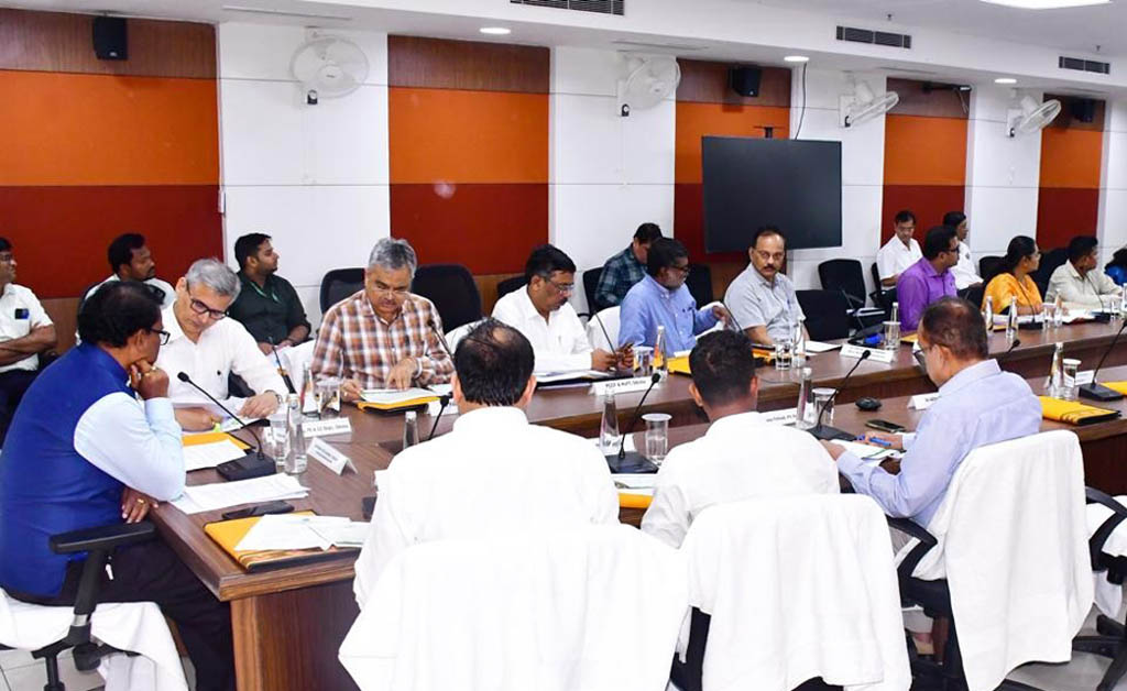 ରାଜ୍ୟ ବନ୍ୟପ୍ରାଣୀ ପରିଷଦର ସ୍ଥାୟୀ କମିଟି ବୈଠକ ଅନୁଷ୍ଠିତ Minister Ganesh Ram Singh khuntia chairs Odisha Wildlife Committee meeting