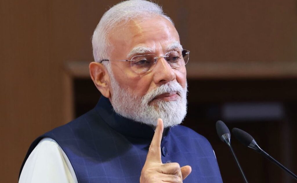 PM Maan Ki Baat: ବିଶ୍ବର ଯୁଦ୍ଧ ପରିସ୍ଥିତିକୁ ମୁକାବିଲା କରିବାକୁ ମନ କୀ ବାତ୍ ରେ ପ୍ରଧାନମନ୍ତ୍ରୀଙ୍କ ଆହ୍ବାନ PM Maan Ki Baat