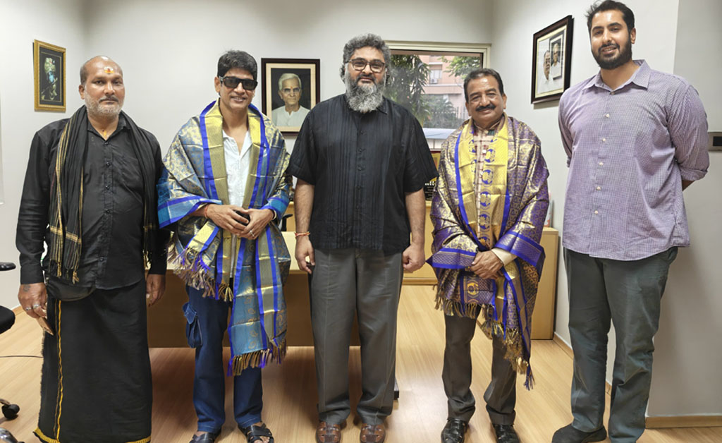 ପରଦାରେ ଚାଲିଲା ‘ଆଫା’ର ଯାଦୁ: ଏବେ ତେଲୁଗୁରେ ହେବ ରିମେକ୍ ପରଦାରେ ଚାଲିଲା 'ଆଫା'ର ଯାଦୁ: ଏବେ ତେଲୁଗୁରେ ହେବ ରିମେକ୍