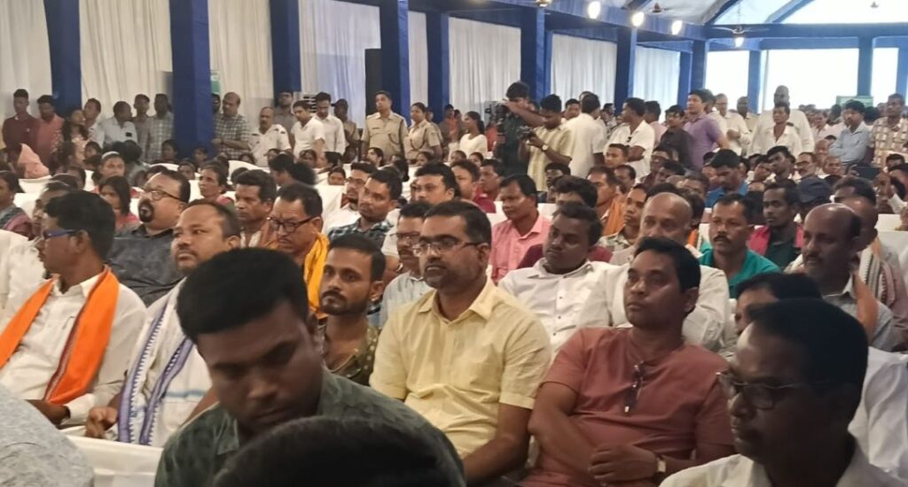 ହିଣ୍ଡାଲକୋ ଇଣ୍ଡଷ୍ଟ୍ରିଜ୍ ର ଆଦିତ୍ୟ ଆଲୁମିନିୟମ ସମ୍ପ୍ରସାରଣ ପ୍ରସ୍ତାବକୁ ଜନ ଶୁଣାଣୀରେ ମିଳିଲା ସମର୍ଥନ ହିଣ୍ଡାଲକୋ ଇଣ୍ଡଷ୍ଟ୍ରିଜ୍