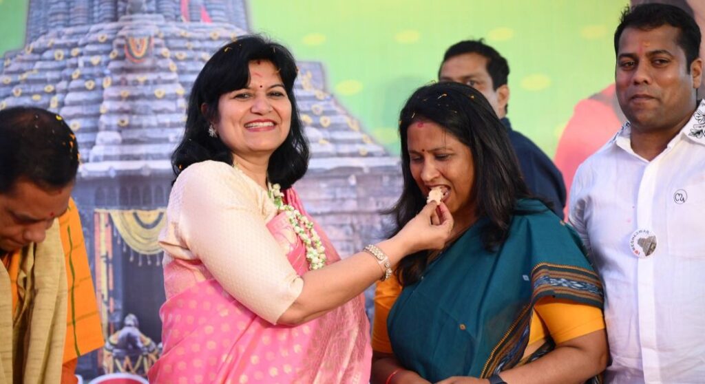 ମେୟର ସୁଲୋଚନା ଦାସଙ୍କୁ ଏପରି କାହିଁକି କହିଲେ ସାଂସଦ ଅପରାଜିତା ଷଡଙ୍ଗୀ, ସମସ୍ତେ ଆଶ୍ଚର୍ଯ୍ୟ ମେୟର ସୁଲୋଚନା ଦାସ