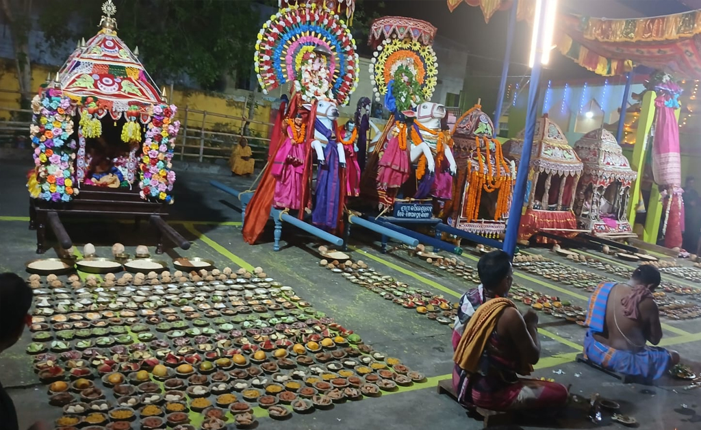ସରିଲା ଭଉଁରୀ ଯାତ୍ରା, ପିତ୍ରାଳୟକୁ ବାହୁଡିଲେ ମା’ଭଗବତୀ