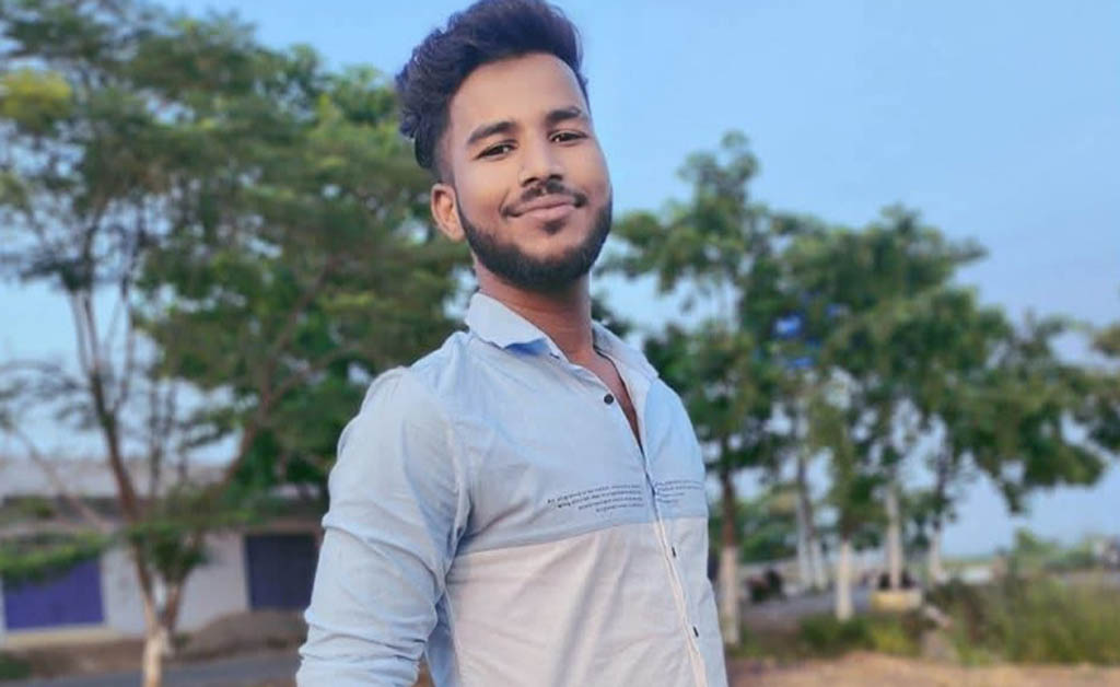 ବିଦ୍ୟୁତ୍ ଆଘାତରେ ଯୁବକଙ୍କ ପ୍ରାଣହାନୀ ବିଦ୍ୟୁତ୍ ଆଘାତରେ ଯୁବକଙ୍କ ପ୍ରାଣହାନୀ