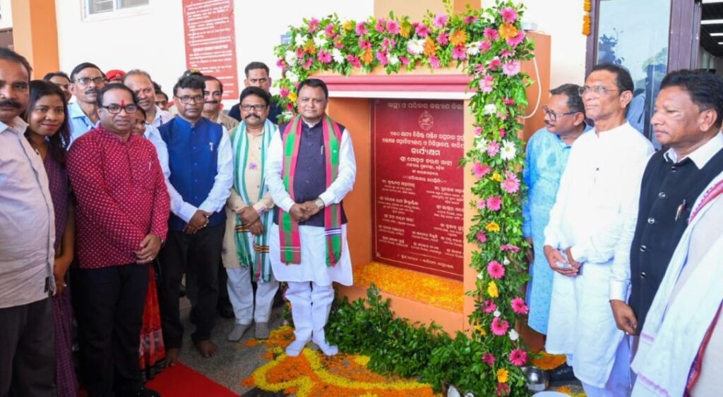 ମୟୂରଭଞ୍ଜ ପାଇଁ ମୁଖ୍ୟମନ୍ତ୍ରୀଙ୍କ ବଡ଼ ଘୋଷଣା: ୩୯ଟି ପ୍ରକଳ୍ପର ଶୁଭାରମ୍ଭ ସହ ବହୁ କୋଟିର କାର୍ଯ୍ୟର ଉଦଘାଟନ ମୟୂରଭଞ୍ଜ ପାଇଁ ମୁଖ୍ୟମନ୍ତ୍ରୀ