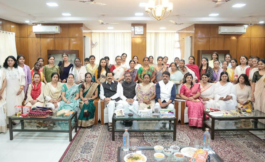 ଭୋପାଳ ଗସ୍ତରେ କେନ୍ଦ୍ରମନ୍ତ୍ରୀ ଭୋପାଳ ଗସ୍ତରେ କେନ୍ଦ୍ରମନ୍ତ୍ରୀ