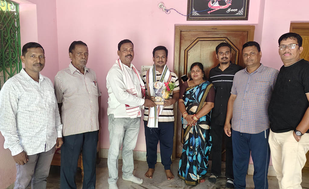 ଏମଟେକ ରେ ରାଜ୍ୟ ଟପ୍ପରକୁ ରାଜ୍ୟସ୍ତରୀୟ ରାଜୀବ ଗାନ୍ଧୀ ପ୍ରତିଭା ସମ୍ମାନ-୨୦୨୬ ରେ ସମ୍ବର୍ଦ୍ଧିତ ଏମଟେକ ରେ ରାଜ୍ୟ ଟପ୍ପରକୁ ରାଜ୍ୟସ୍ତରୀୟ ରାଜୀବ ଗାନ୍ଧୀ ପ୍ରତିଭା ସମ୍ମାନ-୨୦୨୬ ରେ ସମ୍ବର୍ଦ୍ଧିତ