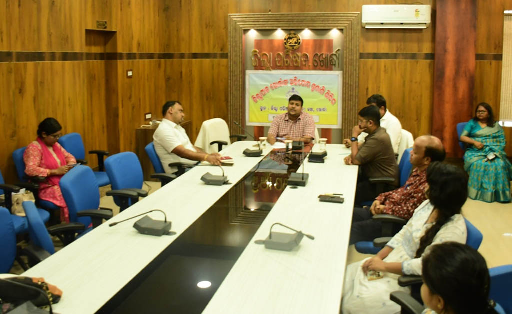 ଖୋର୍ଦ୍ଧା ଜିଲ୍ଲାପାଳ ଏବଂ ଆରକ୍ଷୀ ଅଧିକ୍ଷକଙ୍କ ଜିଲ୍ଲା ସଦର ମହକୁମାରେ ମିଳିତ ଜନଶୁଣାଣି ଶିବିର ଖୋର୍ଦ୍ଧା ଜିଲ୍ଲାପାଳ ଏବଂ ଆରକ୍ଷୀ ଅଧିକ୍ଷକଙ୍କ ଜିଲ୍ଲା ସଦର ମହକୁମାରେ ମିଳିତ ଜନଶୁଣାଣି ଶିବିର