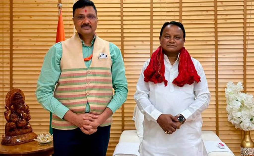 ବିଶ୍ୱପ୍ରସିଦ୍ଧ ରଥଯାତ୍ରା ପାଇଁ ମୁଖ୍ୟମନ୍ତ୍ରୀଙ୍କୁ ନିମନ୍ତ୍ରଣ କଲେ ଶ୍ରୀମନ୍ଦିର ମୁଖ୍ୟ ପ୍ରଶାସକ Srimandir Chief Administrator
