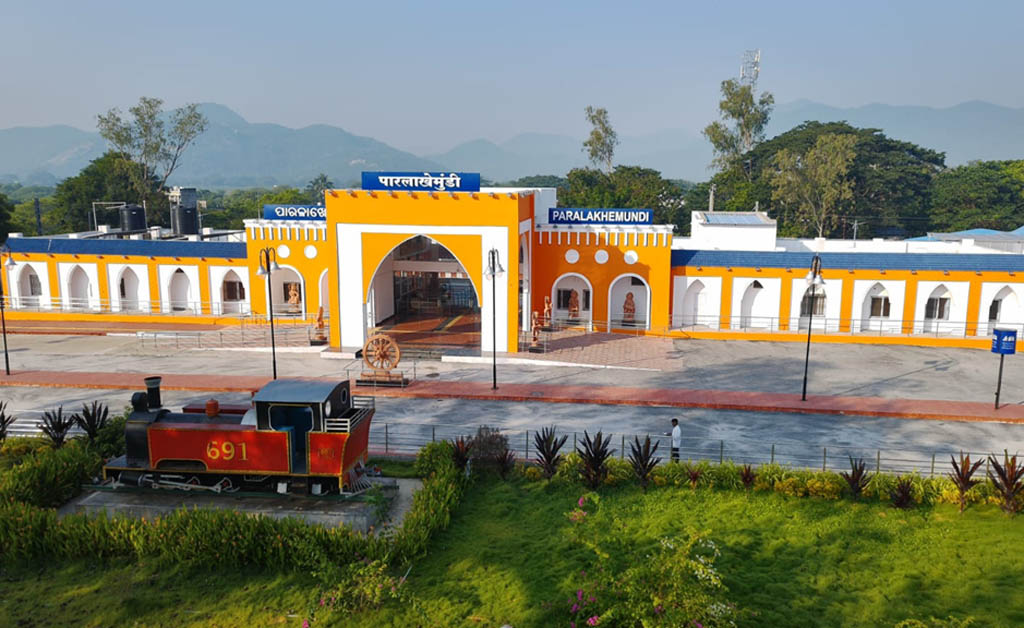 ପାରଳାଖେମୁଣ୍ଡି ରେଳ ଷ୍ଟେସନର ନବକଳେବର: ଆସନ୍ତାକାଲି ଲୋକାର୍ପଣ କରିବେ ପ୍ରଧାନମନ୍ତ୍ରୀ ପାରଳାଖେମୁଣ୍ଡି ରେଳ ଷ୍ଟେସନ