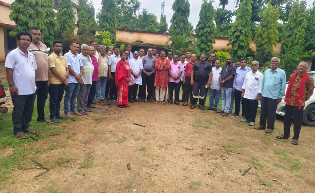 ବଡ଼ମାଳରେ ଡିଗ୍ରୀ କଲେଜ ସ୍ଥାପନ ପାଇଁ ସାଧାରଣ ସଭା ବଡ଼ମାଳରେ ଡିଗ୍ରୀ କଲେଜ ସ୍ଥାପନ ପାଇଁ ସାଧାରଣ ସଭା