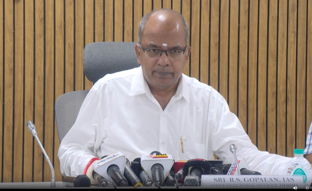 ରାଜ୍ୟରେ ମୋଟ ୫୮ ଲକ୍ଷ ଭୋଟରଙ୍କୁ ନୋଟିସ୍: SIR ପ୍ରକ୍ରିୟାକୁ ନେଇ CEO ଙ୍କ ବଡ଼ ସୂଚନା CEO press brief on Special Intensive Revision
