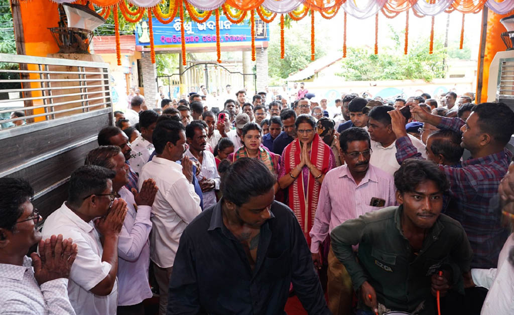ନିମାପଡ଼ାରେ ଭିତ୍ତିଭୂମି ପ୍ରକଳ୍ପ ପାଇଁ ଶିଳାନ୍ୟାସ କଲେ ଉପମୁଖ୍ୟମନ୍ତ୍ରୀ Dy CM Pravati Parida Visits Nimapada